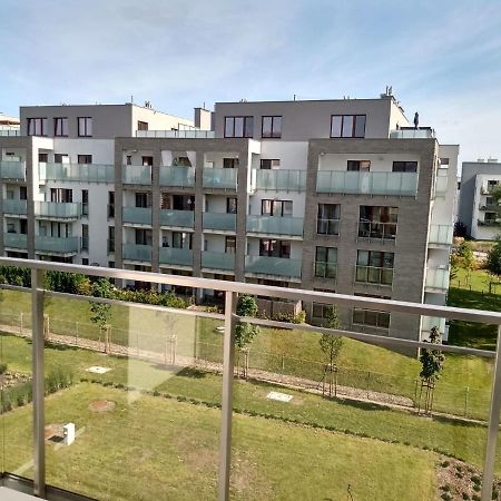 Cozy Apartment In Wilanow Varşovia Exterior foto