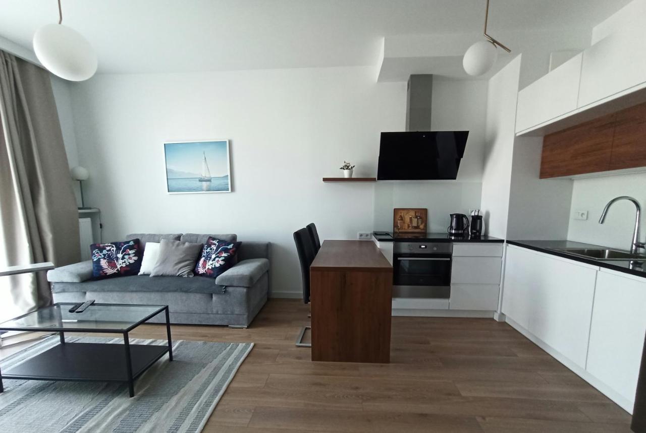 Cozy Apartment In Wilanow Varşovia Exterior foto