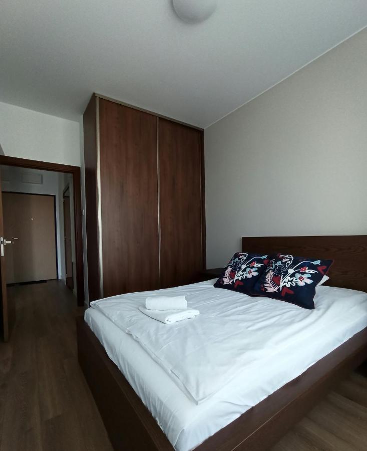 Cozy Apartment In Wilanow Varşovia Exterior foto