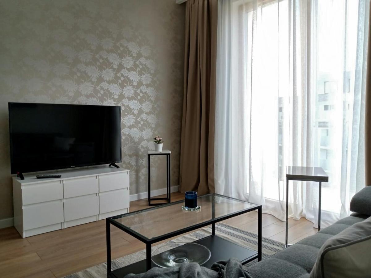 Cozy Apartment In Wilanow Varşovia Exterior foto